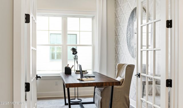 28 Larkspur Lane, Manalapan, NJ 07726