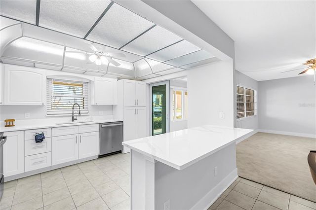 4700 COVE CIRCLE 103, St Petersburg, FL 33708