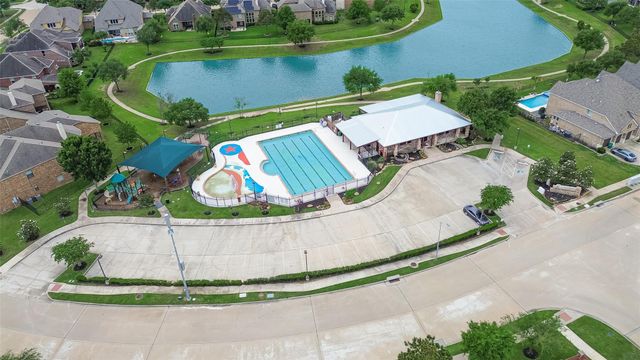 27415 Royal Canyon Lane, Katy, TX 77494
