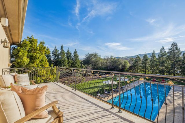 1398 Piemonte Dr, Pleasanton, CA 94566