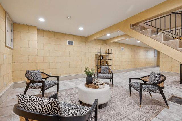 1398 Piemonte Dr, Pleasanton, CA 94566