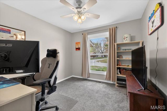 201 Mercury Drive, Godfrey, IL 62035