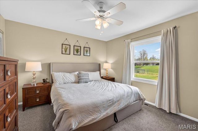 201 Mercury Drive, Godfrey, IL 62035