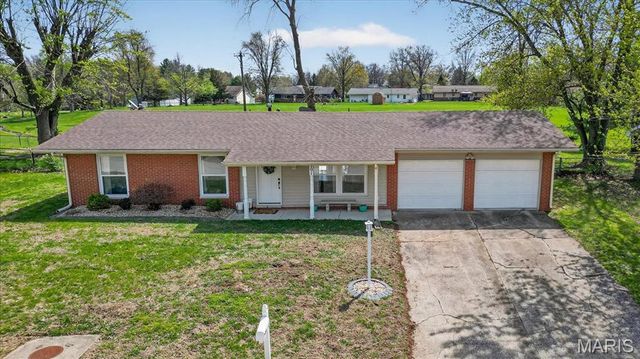 201 Mercury Drive, Godfrey, IL 62035