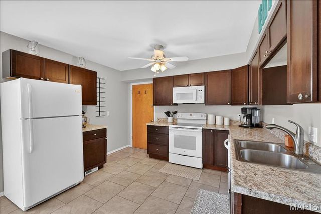 201 Mercury Drive, Godfrey, IL 62035