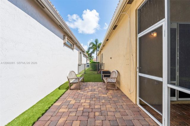 5821 Via De La Plata Cir, Delray Beach, FL 33484