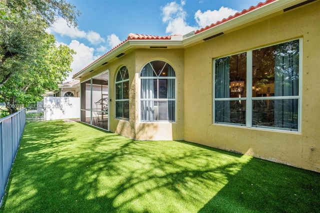 5821 Via De La Plata Cir, Delray Beach, FL 33484
