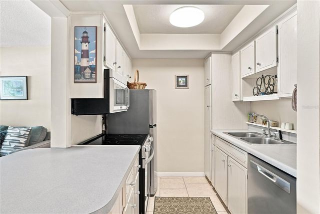 650 PINELLAS POINT DRIVE S 232, St Petersburg, FL 33705