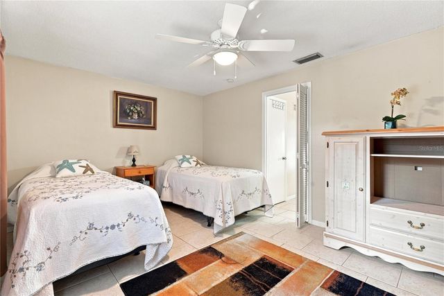 650 PINELLAS POINT DRIVE S 232, St Petersburg, FL 33705