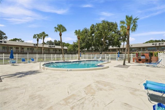 650 PINELLAS POINT DRIVE S 232, St Petersburg, FL 33705