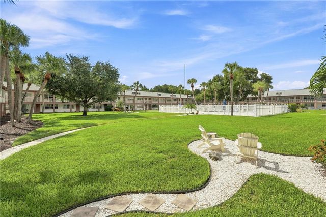 650 PINELLAS POINT DRIVE S 232, St Petersburg, FL 33705