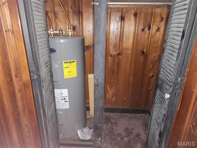 217 W Fairground Avenue, Hillsboro, IL 62049