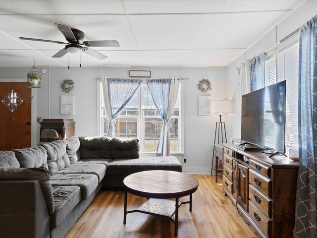 207 Lafayette, Gladewater, TX 75647