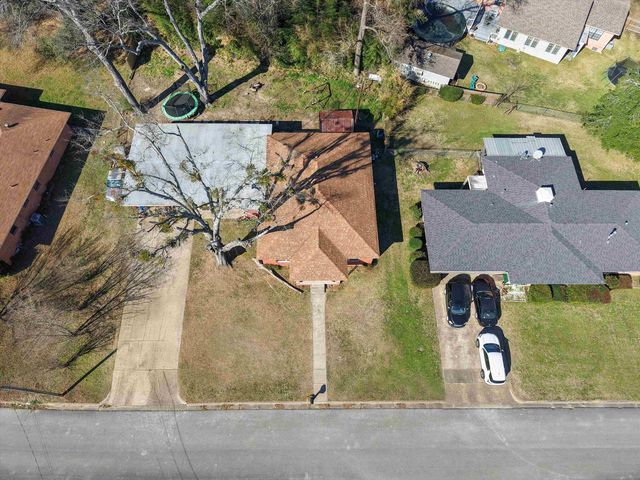 207 Lafayette, Gladewater, TX 75647