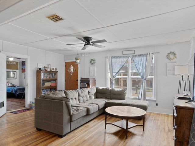 207 Lafayette, Gladewater, TX 75647