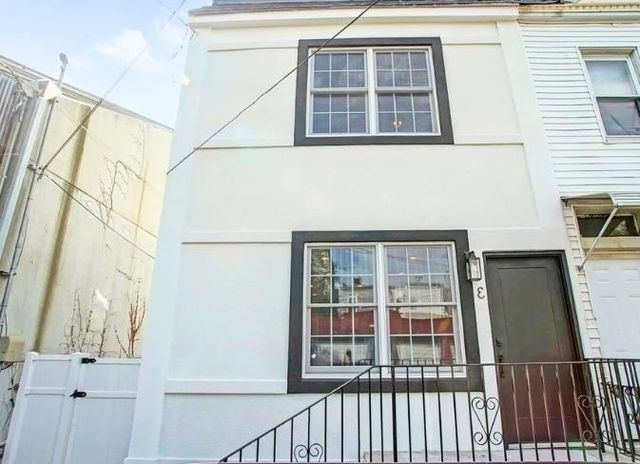 3 MINERVA ST, Jc, Bergen-lafayett, NJ 07304