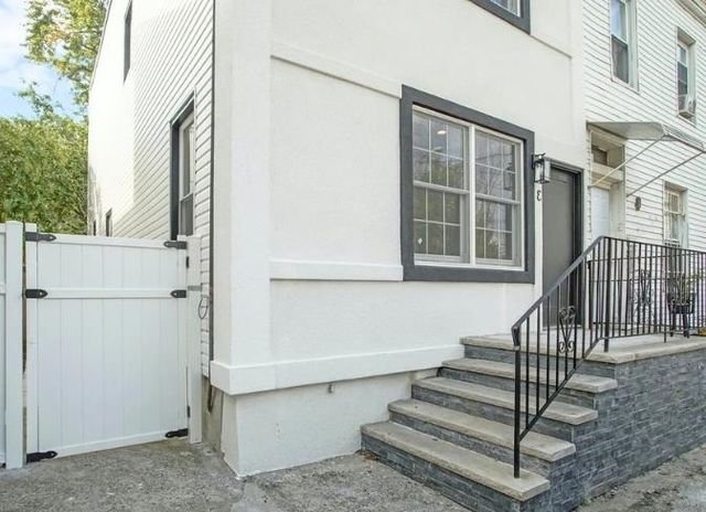 3 MINERVA ST, Jc, Bergen-lafayett, NJ 07304