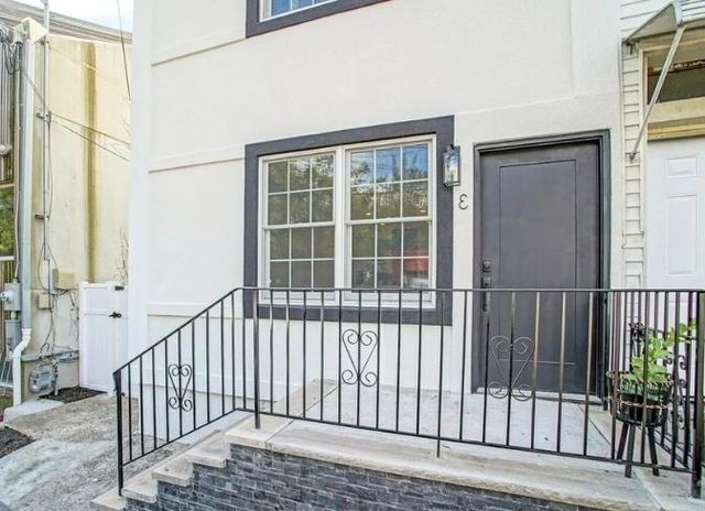 3 MINERVA ST, Jc, Bergen-lafayett, NJ 07304