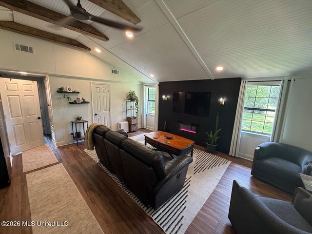 6809 Mescalero Street, Biloxi, MS 39532