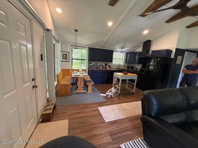 6809 Mescalero Street, Biloxi, MS 39532
