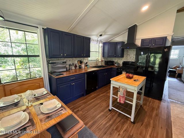 6809 Mescalero Street, Biloxi, MS 39532