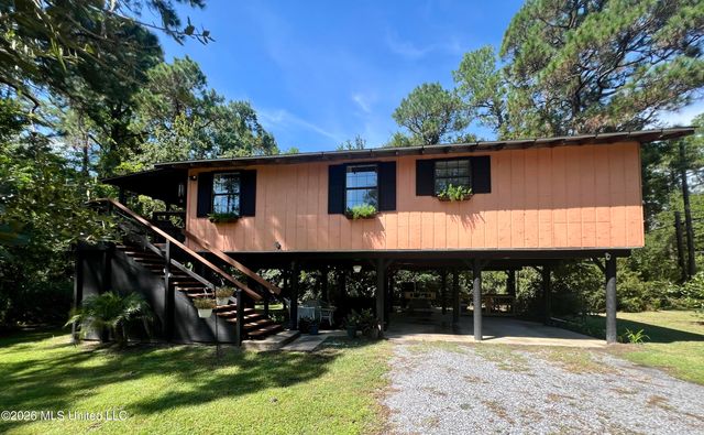6809 Mescalero Street, Biloxi, MS 39532
