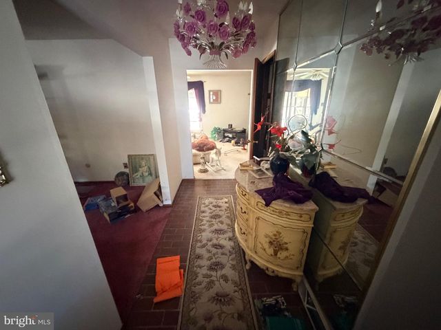 1719 MAURICE RIVER PKY, Vineland, NJ 08360