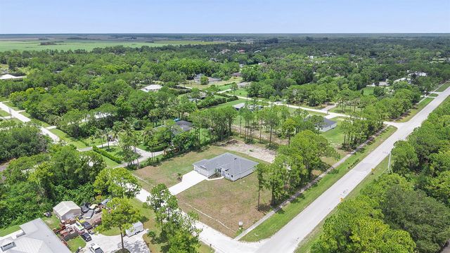 17521 N 76th St Street N, Loxahatchee, FL 33470