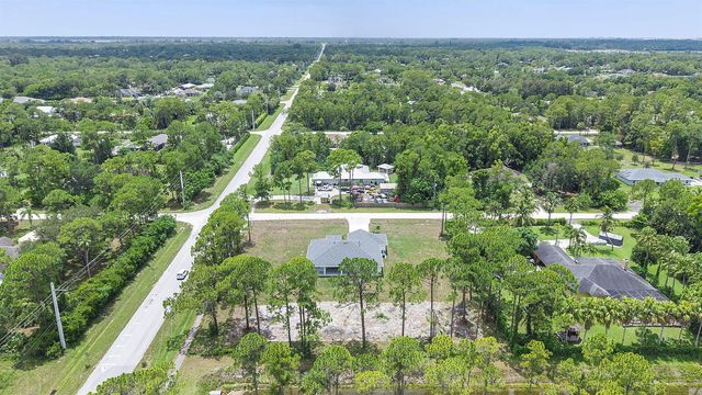 17521 N 76th St Street N, Loxahatchee, FL 33470