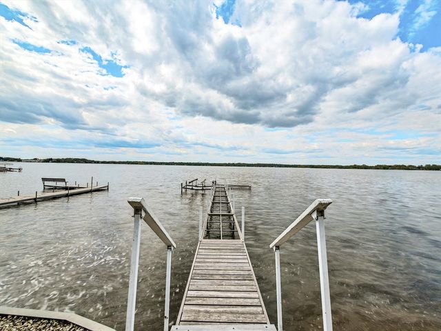 140 Eagle Point Road, Fox Lake, IL 60020