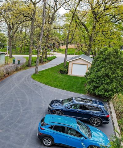 140 Eagle Point Road, Fox Lake, IL 60020
