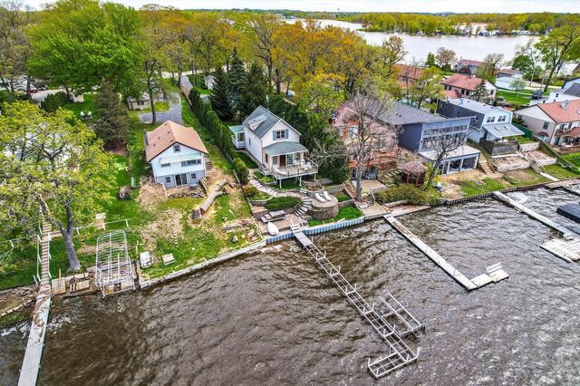140 Eagle Point Road, Fox Lake, IL 60020