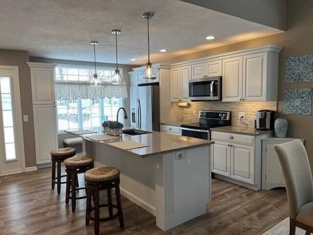 308 Winter Oaks Drive, Holland, MI 49424