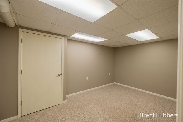 308 Winter Oaks Drive, Holland, MI 49424