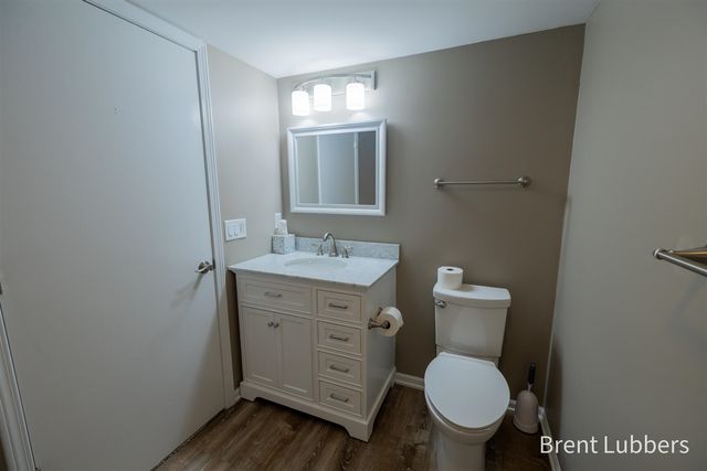 308 Winter Oaks Drive, Holland, MI 49424