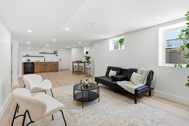 46-48 Keenan Street 46, Watertown, MA 02472