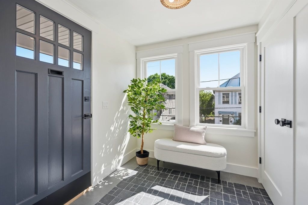 46-48 Keenan Street 46, Watertown, MA 02472