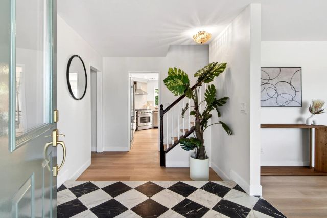 1820 Bienvenida, Carlsbad, CA 92008