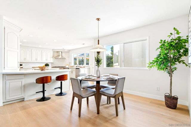 1820 Bienvenida, Carlsbad, CA 92008