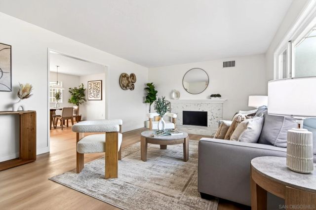 1820 Bienvenida, Carlsbad, CA 92008