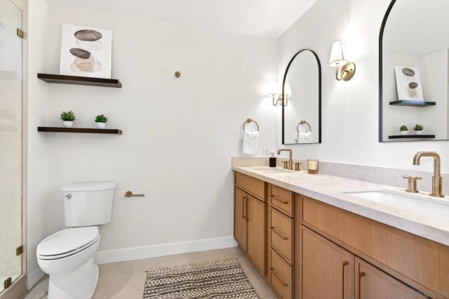 1820 Bienvenida, Carlsbad, CA 92008