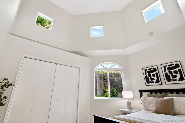 1820 Bienvenida, Carlsbad, CA 92008