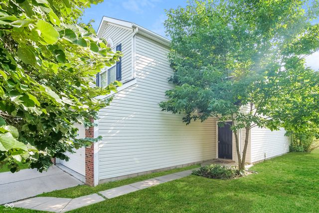 5675 Glass Chimney Lane, Indianapolis, IN 46235