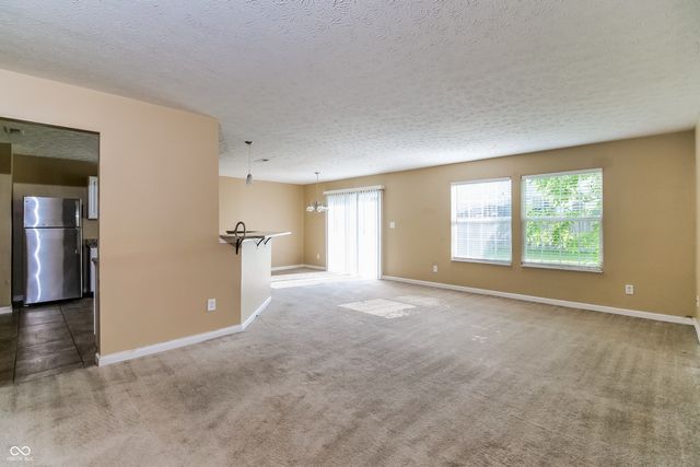 5675 Glass Chimney Lane, Indianapolis, IN 46235