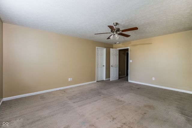 5675 Glass Chimney Lane, Indianapolis, IN 46235