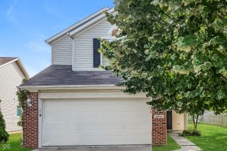 5675 Glass Chimney Lane, Indianapolis, IN 46235