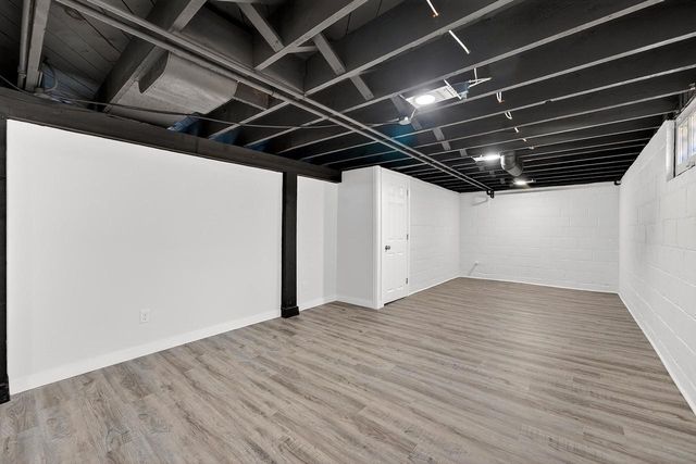 3056 N 55th STREET, Milwaukee, WI 53210