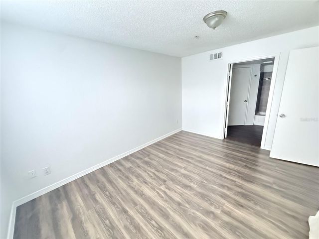 4105 TROPICAL ISLE BOULEVARD 217, Kissimmee, FL 34741