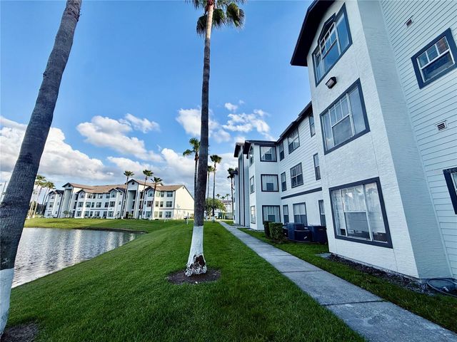 4105 TROPICAL ISLE BOULEVARD 217, Kissimmee, FL 34741