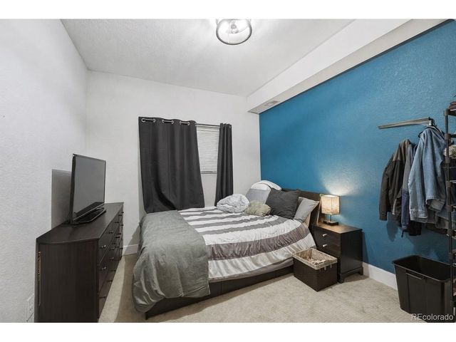 3411 N Albion St 4-1, Denver, CO 80207